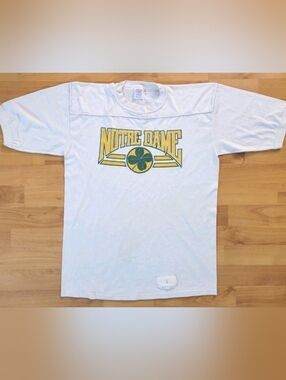 Vintage 80s Notre Dame Fighting Irish Large Jerzees T-Shirt - Made in USA single